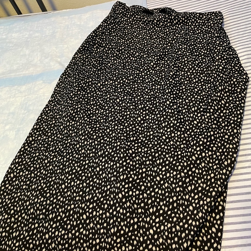 SHEIN Black and White Patterned Pencil Skirt